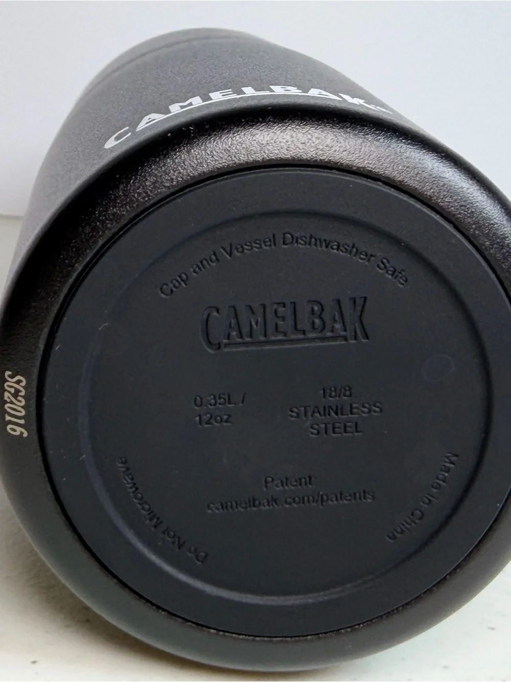 CamelBak 12 oz Vacuum Insulated Stainless Steel Travel Mug Leakproof Twist Lid